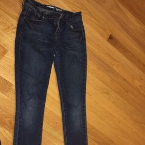 dark wash skinny jeans